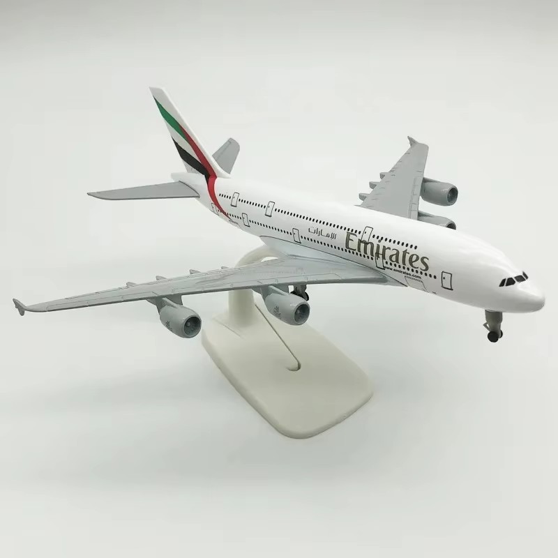 20CM A380 Emirates Airline 1:4 – Model Airplane Plastic recenzja i cena