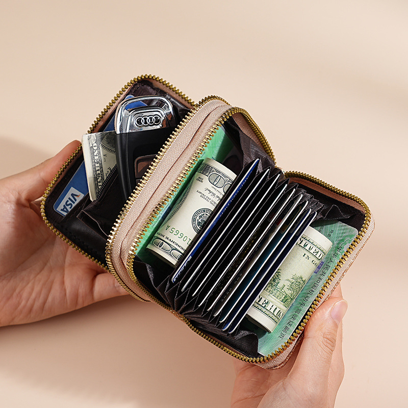 Portfele K-poB Figure Damskie  – Card Top Loader recenzja i cena